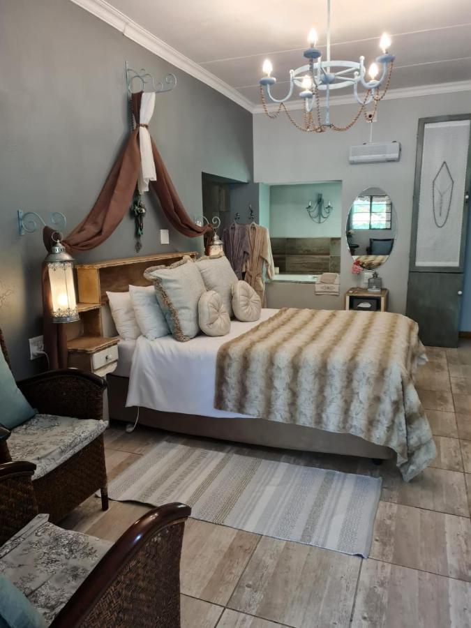 Little Rock Resort Ladybrand Экстерьер фото